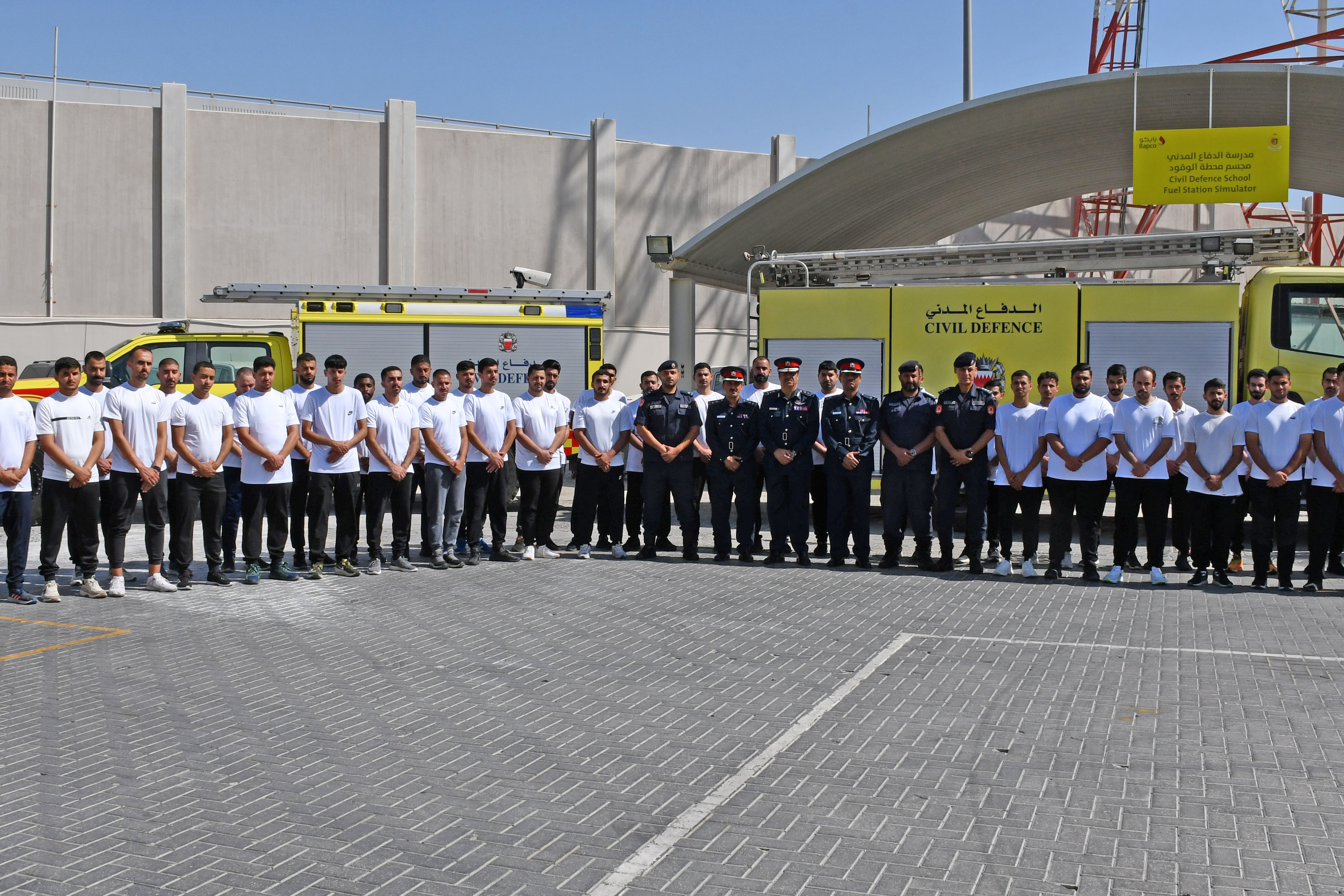 الإدارة العامة للدفاع المدني تطلق الدورة التأسيسية للدفعة الأولى للمتطوعين<